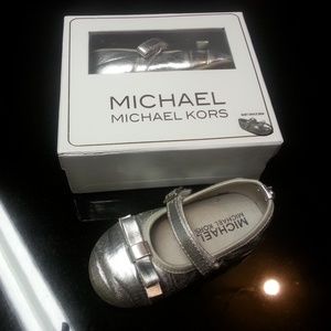 Baby grace bina Michael Kors toddler dress shoes